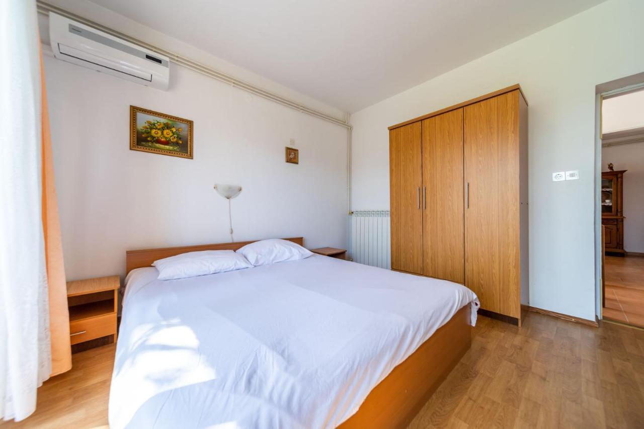 Apartmani Bozica Barbat na Rabu Kültér fotó